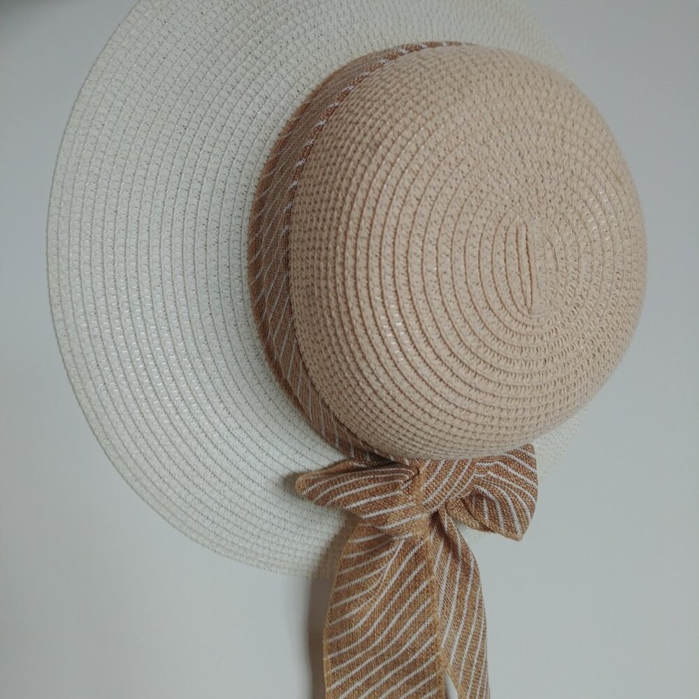 100% paper straw summer sunhat light tan and cream with ribbon